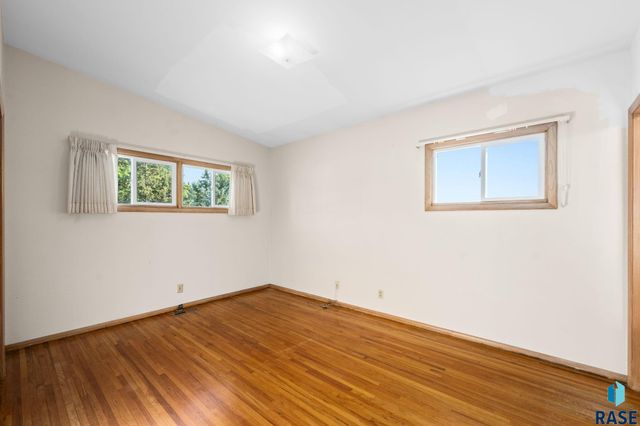 202 S Detroit Ave Avenue, Sioux Falls, SD 57110