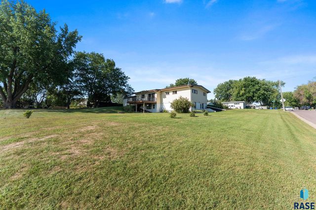 202 S Detroit Ave Avenue, Sioux Falls, SD 57110