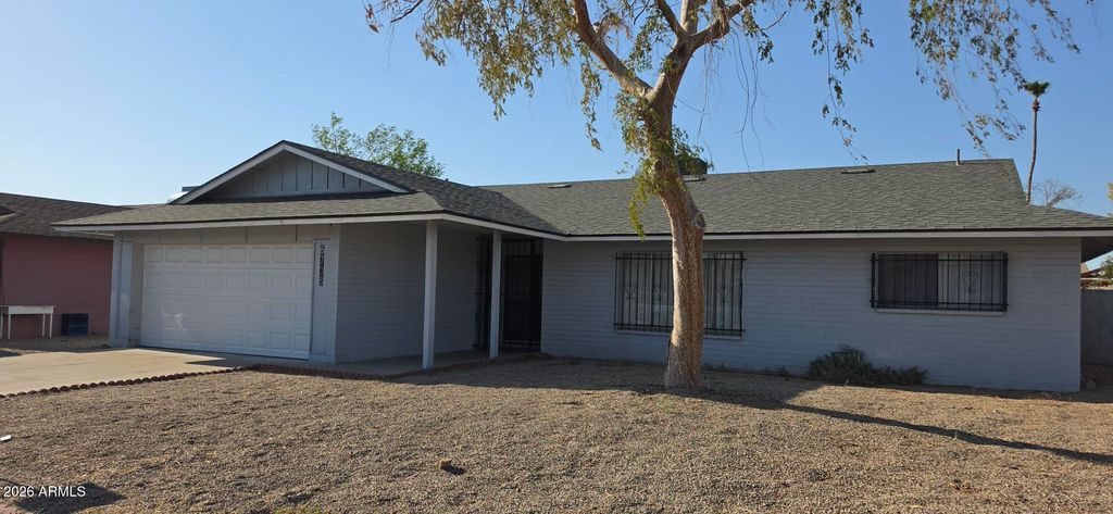 6738 W DENTON Lane, Glendale, AZ 85303 — photo 3