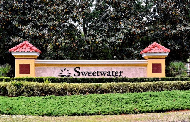 8555 LITTLE SWIFT Circle 32A, Jacksonville, FL 32256