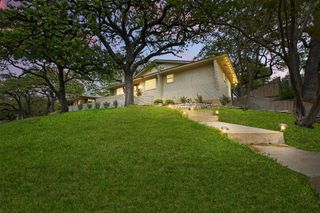 1217 Briarwood Boulevard, Arlington, TX 76013