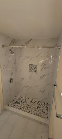 11470 NW 4th Ln 11470, Sweetwater, FL 33172