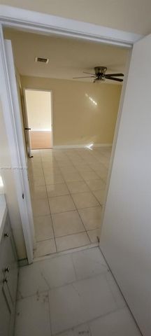 11470 NW 4th Ln 11470, Sweetwater, FL 33172