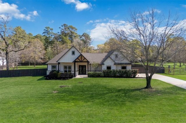 33510 Walnut Xing, Magnolia, TX 77355