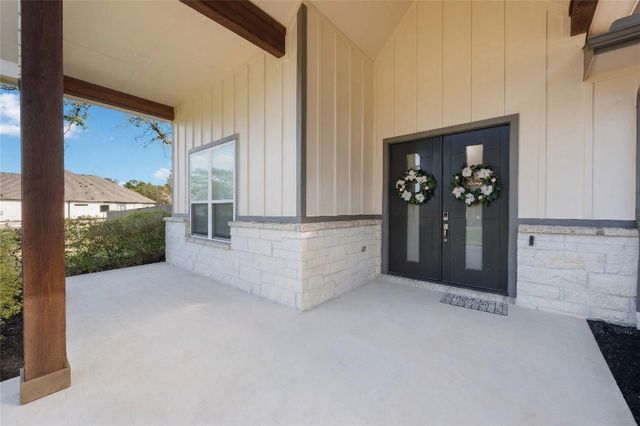 33510 Walnut Xing, Magnolia, TX 77355