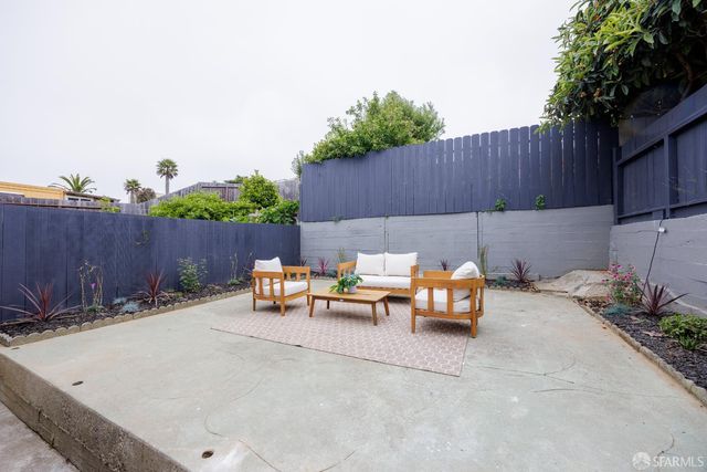 2679 Alemany Boulevard, San Francisco, CA 94112