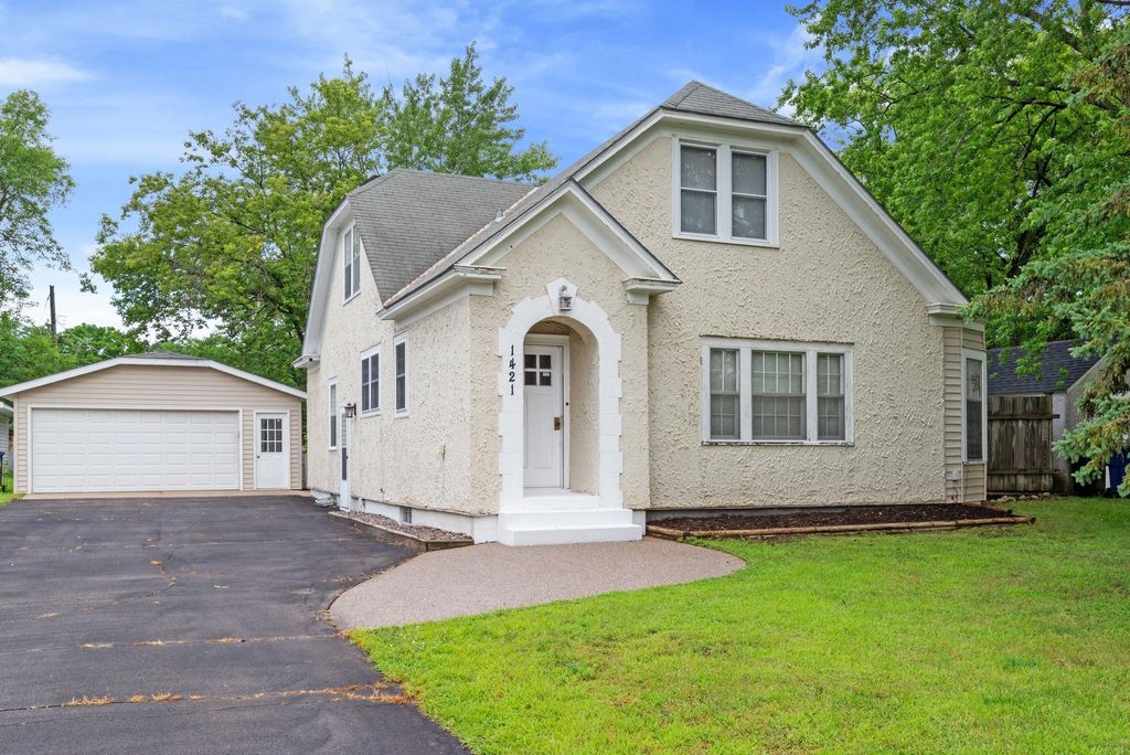 1421 Washington Memorial Drive, Saint Cloud, MN 56301