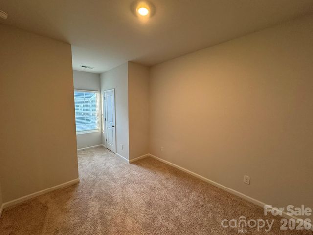 4632 Lakeview Road 6, Charlotte, NC 28216