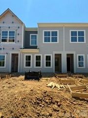 4632 Lakeview Road 6, Charlotte, NC 28216