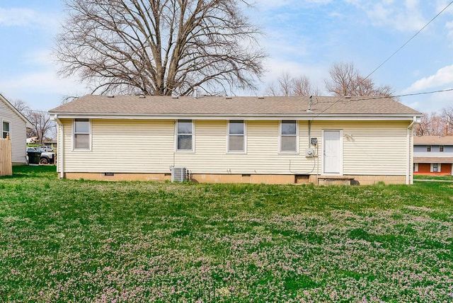 1421 Cherokee Street, Leavenworth, KS 66048