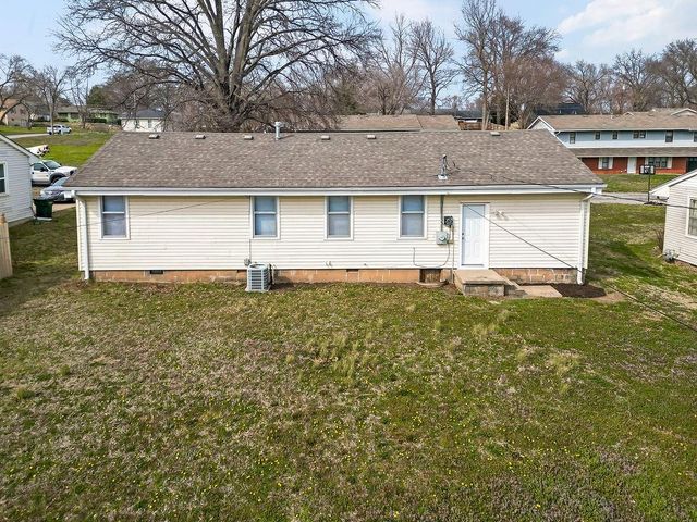 1421 Cherokee Street, Leavenworth, KS 66048