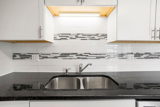 1421 Cherokee Street, Leavenworth, KS 66048