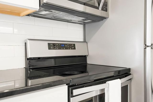 1421 Cherokee Street, Leavenworth, KS 66048