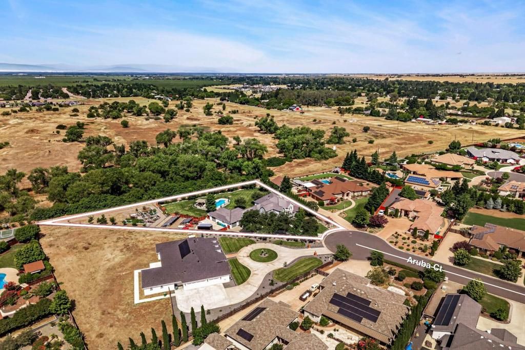 Image 95 of property listing at 3930 Aruba, Chico, CA 95973