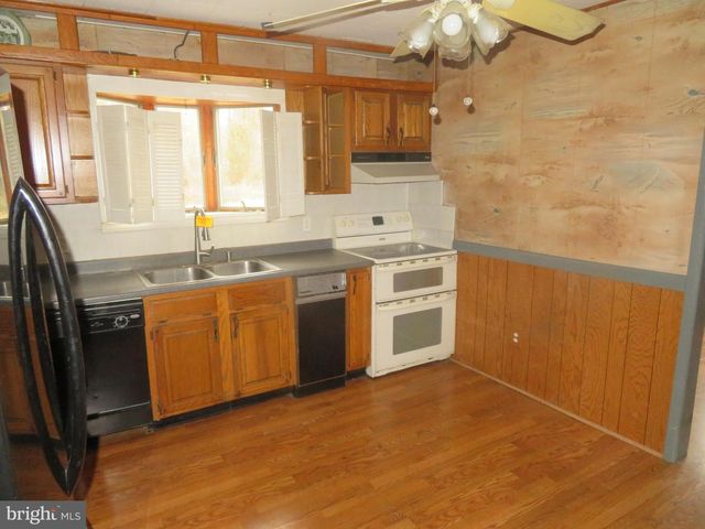 721 LUCAS LN, Southampton, NJ 08088