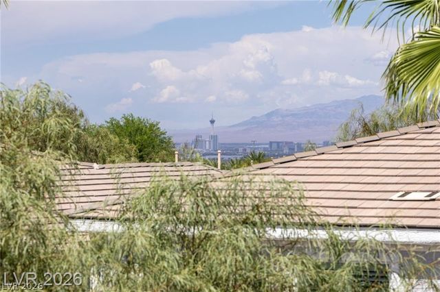275 Spectacular Street, Henderson, NV 89052