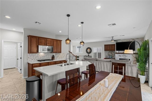 275 Spectacular Street, Henderson, NV 89052