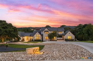 1512 Via Principale, New Braunfels, TX 78132