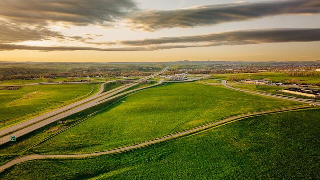 4050 Yellowtail Drive Bus Dis S, Sheridan, WY 82801 photo 2