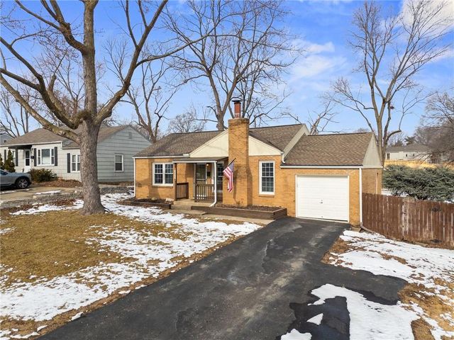 11000 W 56th Terrace, Shawnee, KS 66203