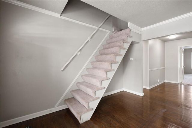 11000 W 56th Terrace, Shawnee, KS 66203