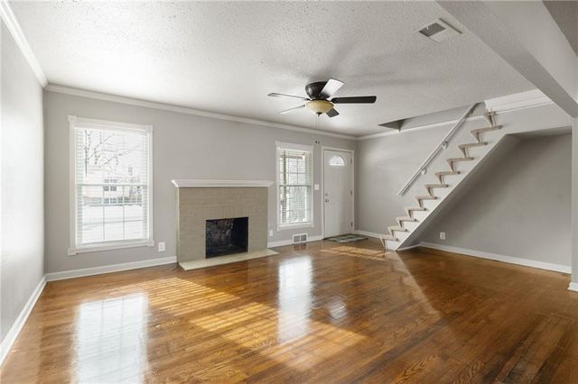 11000 W 56th Terrace, Shawnee, KS 66203