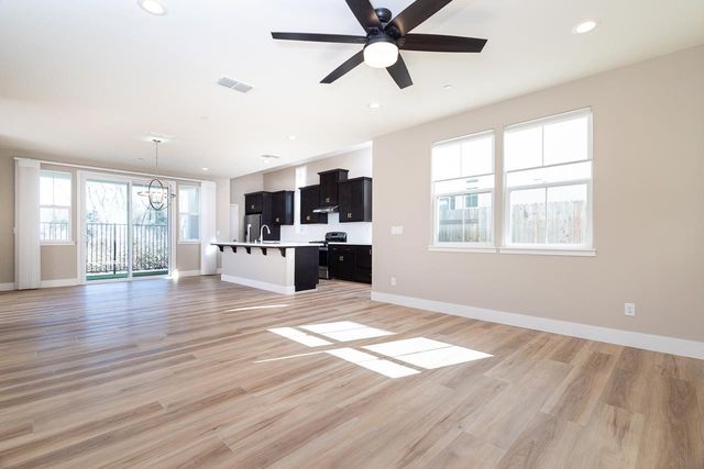 656 Silo St, Folsom, CA 95630