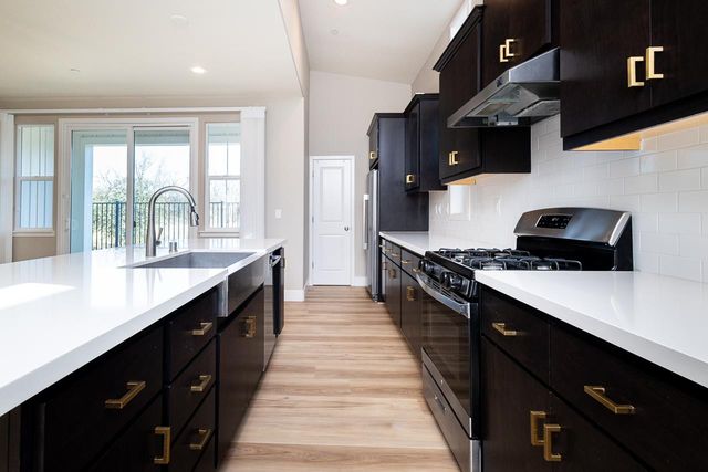 656 Silo St, Folsom, CA 95630