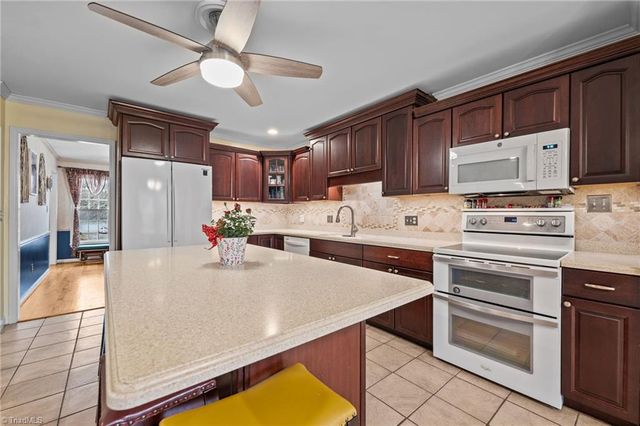 3 Sawmill Court, Greensboro, NC 27407