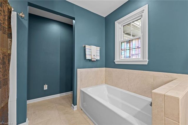 3 Sawmill Court, Greensboro, NC 27407