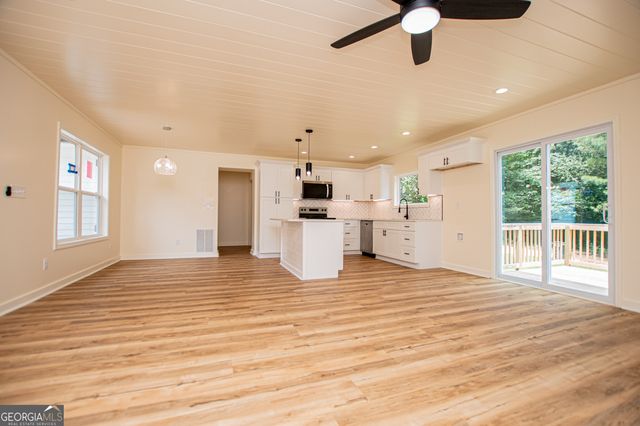 338 Pine Brook Drive, Bremen, GA 30110