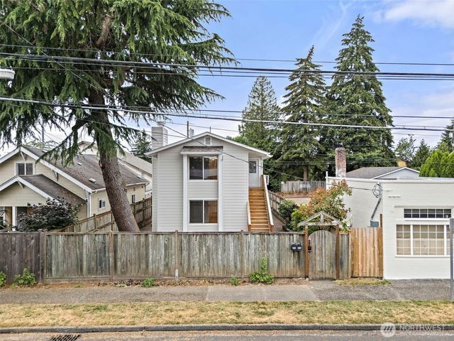 8314 S Park Avenue, Tacoma, WA 98408