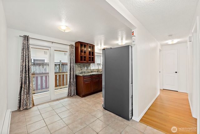 8314 S Park Avenue, Tacoma, WA 98408