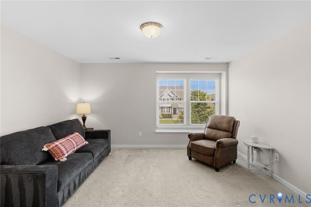 1813 James Overlook Dr, Chester, VA 23836