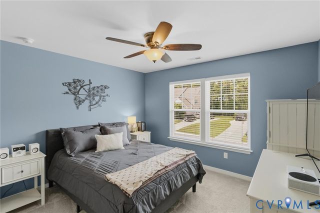 1813 James Overlook Dr, Chester, VA 23836