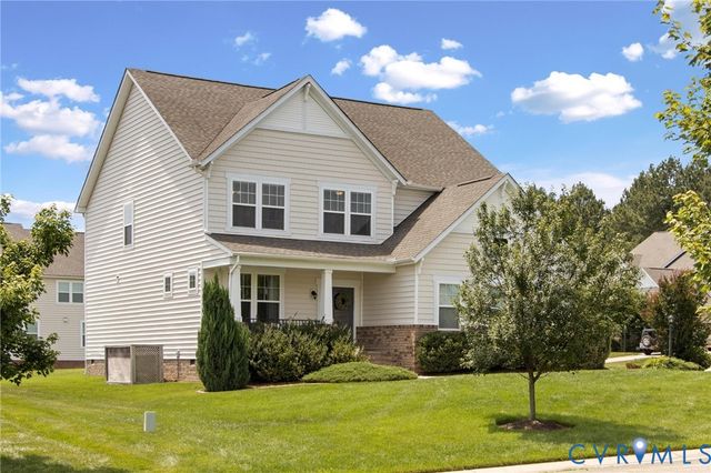 1813 James Overlook Dr, Chester, VA 23836