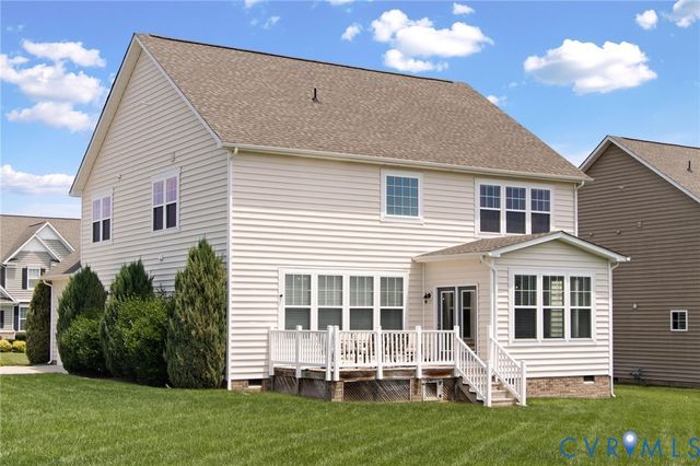 1813 James Overlook Dr, Chester, VA 23836