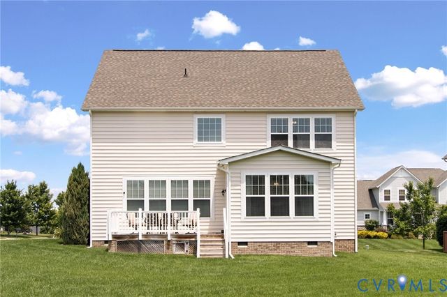 1813 James Overlook Dr, Chester, VA 23836