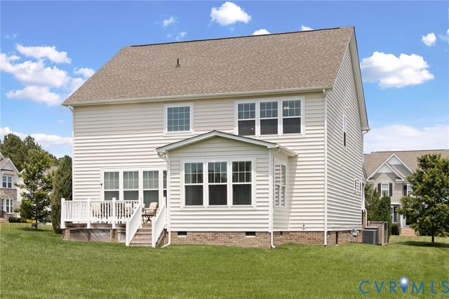 1813 James Overlook Dr, Chester, VA 23836