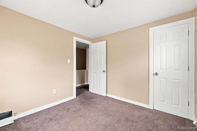 8882 Evergreen Avenue, Detroit, MI 48228
