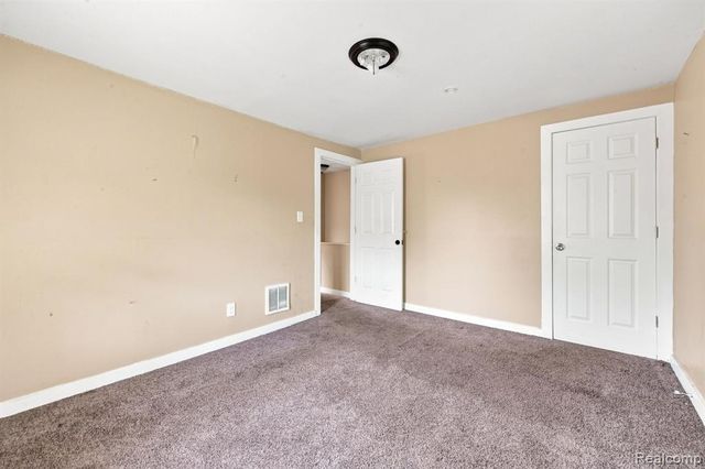 8882 Evergreen Avenue, Detroit, MI 48228