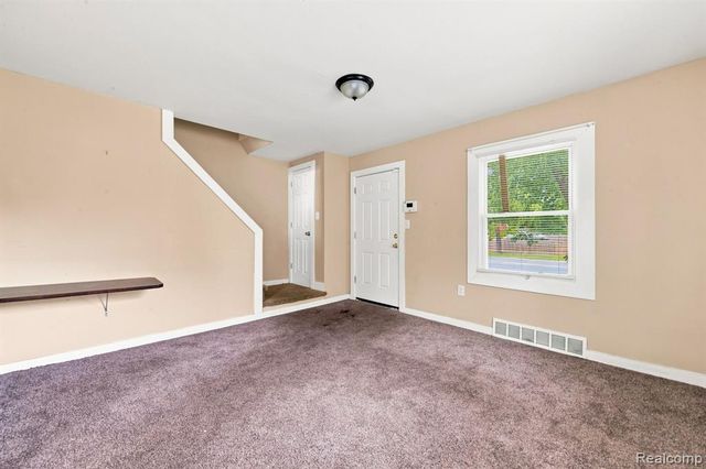 8882 Evergreen Avenue, Detroit, MI 48228