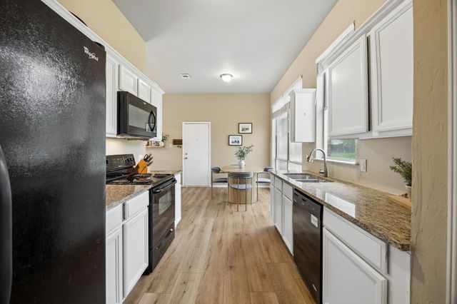 1419 Bogard Lane, Lewisville, TX 75077