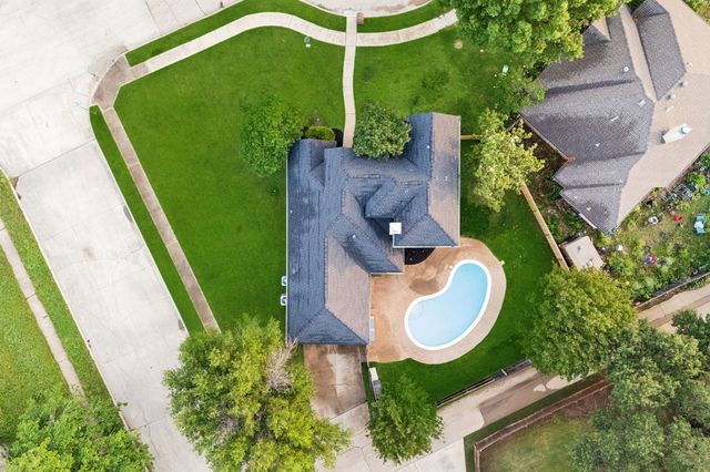 1419 Bogard Lane, Lewisville, TX 75077
