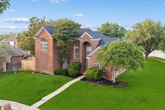 1419 Bogard Lane, Lewisville, TX 75077