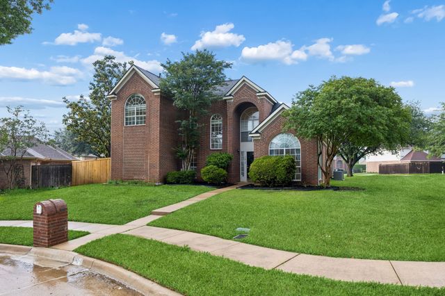 1419 Bogard Lane, Lewisville, TX 75077