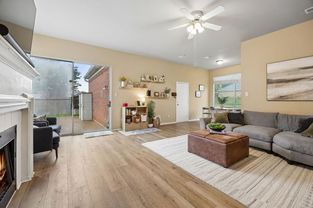 1419 Bogard Lane, Lewisville, TX 75077