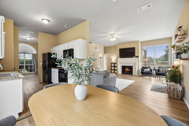 1419 Bogard Lane, Lewisville, TX 75077