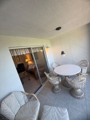2601 NE 3rd Court 202, Boynton Beach, FL 33435