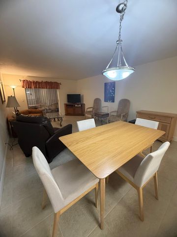 2601 NE 3rd Court 202, Boynton Beach, FL 33435